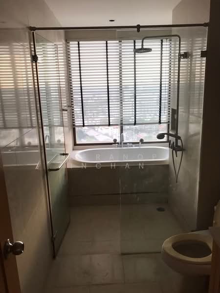 The Emporio Place, Bangkok, 93 Soi Sukhumvit 24, Sukhumvit Road, Khong Tan, Khlong Toei, Bangkok, 1 Bedroom, 65 sqm, Condo For Sale, by Teeranop Inchan, 500206062 - DDproperty.com