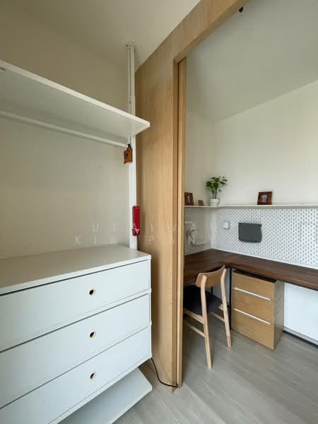 Life Asoke, Bangkok, Asoke-Dindang Road, Bang Kapi, Huai Khwang, Bangkok, 1 Bedroom, 35 sqm, Condo For Sale, by Utaiwan Kiatpanya, 500206088 - DDproperty.com