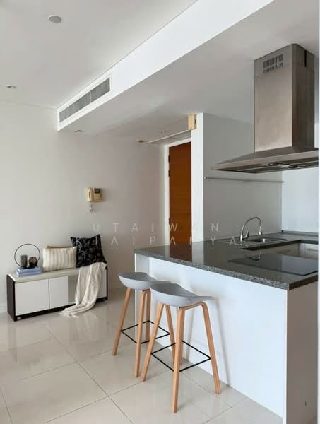 Fullerton Sukhumvit, Bangkok, Sukhumvit Road, Khlong Tan Nua, Watthana, Bangkok, 2 Bedrooms, 96 sqm, Condo For Rent, by Utaiwan Kiatpanya, 500206103 - DDproperty.com