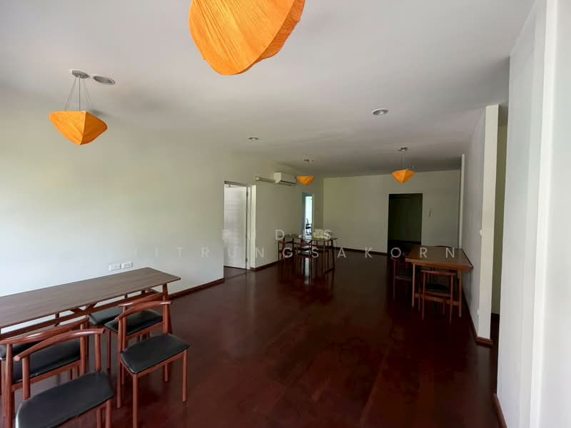 2-Storey House for Rent in Sukhumvit – Pridi Banomyong – Phra Khanong, Bangkok, Phra Kanong Nua, Watthana, Bangkok, , 350 sqm, Shophouse For Rent, by Pudis Chitrungsakorn, 500206105 - DDproperty.com