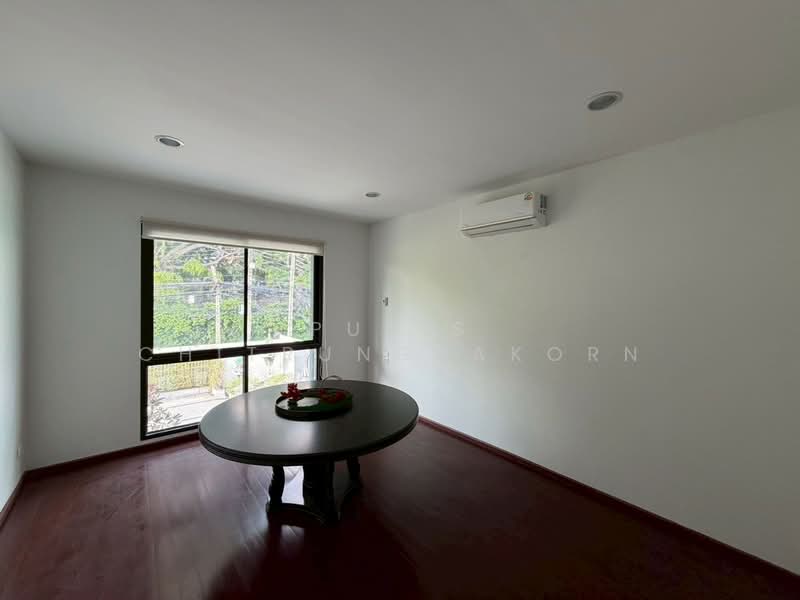 2-Storey House for Rent in Sukhumvit – Pridi Banomyong – Phra Khanong, Bangkok, Phra Kanong Nua, Watthana, Bangkok, , 350 sqm, Shophouse For Rent, by Pudis Chitrungsakorn, 500206105 - DDproperty.com
