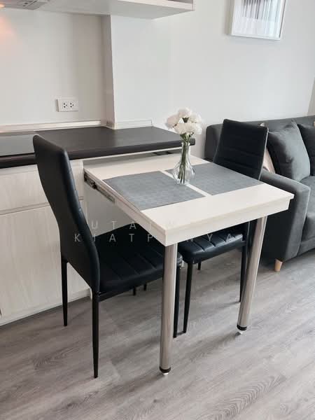 Rich Park @ Triple Station, Bangkok, 591 Srinakarin Road, Suan Luang, Suan Luang, Bangkok, 1 Bedroom, 28 sqm, Condo For Sale, by Utaiwan Kiatpanya, 500206108 - DDproperty.com