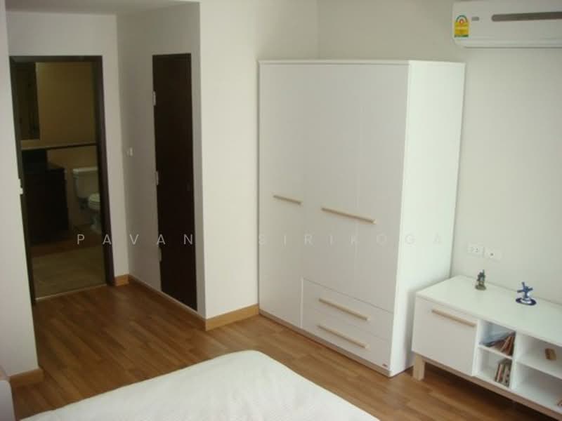 Y.O. Place, Bangkok, 223 Soi Sai Nam Thip 2, Khlong Toei, Khlong Toei, Bangkok, 3 Bedrooms, 111 sqm, Apartment For Rent, by Pavana Sirikogar, 500206136 - DDproperty.com