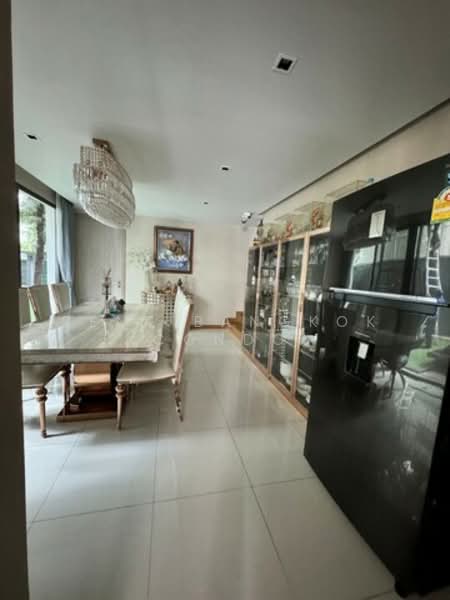 ไม่พบโครงการ, Bangkok, เทียมร่วมมิตร, Huai Khwang, Huai Khwang, Bangkok, 4 Bedrooms, 296 sqm, Single Detached House For Sale, by Rent Bangkok Condo, 500206179 - DDproperty.com