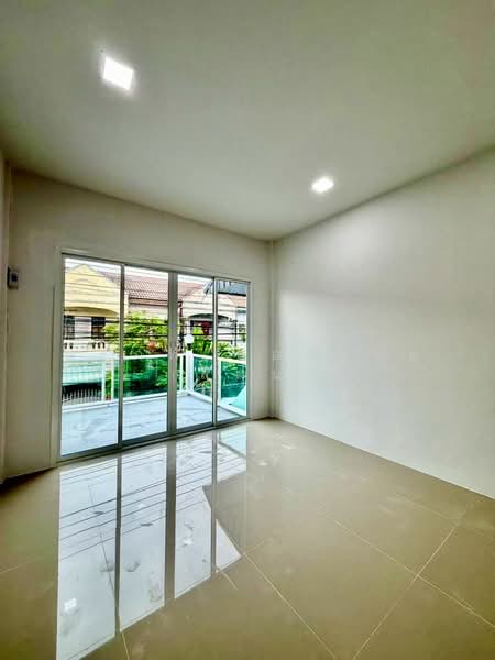 หมู่บ้านกิตติยารักษ์, Nonthaburi, Tha-Sai, Muang Nonthaburi, Nonthaburi, 3 Bedrooms, 72 sqm, Townhouse For Sale, by สรภพ ยอดไชย (สีฝุ่น), 500206185 - DDproperty.com
