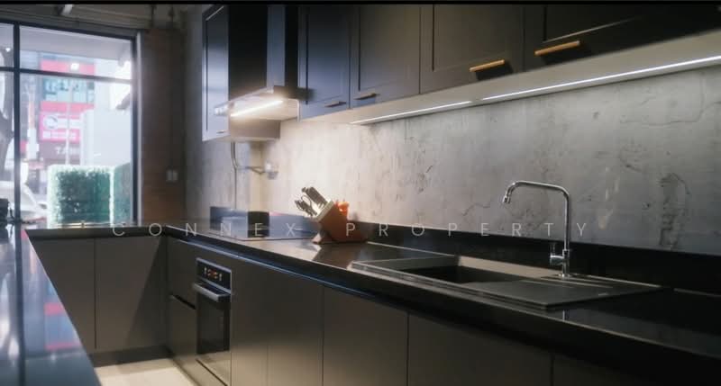 Rare Item – 3-Storey Townhome Next to BTS Sanam Pao Just 20 steps from BTS Sanam Pao, Bangkok, พหลโยธิน, Samsen Nai, Phaya Thai, Bangkok, Studio, 72 sqm, Townhouse For Sale, by Connex Property, 500206197 - DDproperty.com