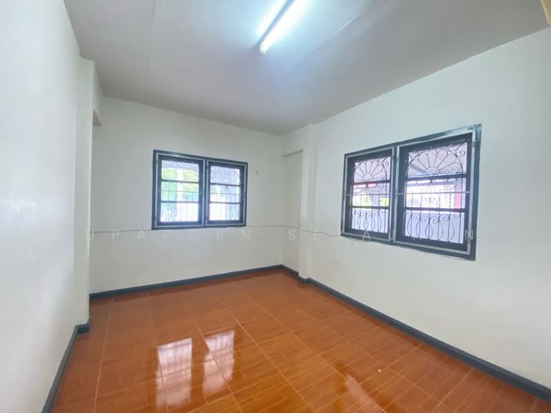 Baan Bua Thong Keha, Nonthaburi, Bang Kruai - Bangkok Road, Bang Bua Thong, Bang Bua Thong, Nonthaburi, 4 Bedrooms, 120 sqm, Single Detached House For Rent, by Supaporn Sekajarn, 500206214 - DDproperty.com