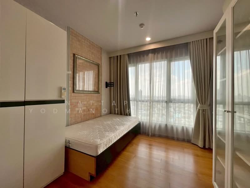 HIVE Taksin, Bangkok, 18 1 Soi, Khlong Ton Sai, Khlong San, Bangkok, 2 Bedrooms, 67 sqm, Condo For Rent, by NATTAPHONG Yodmanotham (K. Book), 500206218 - DDproperty.com