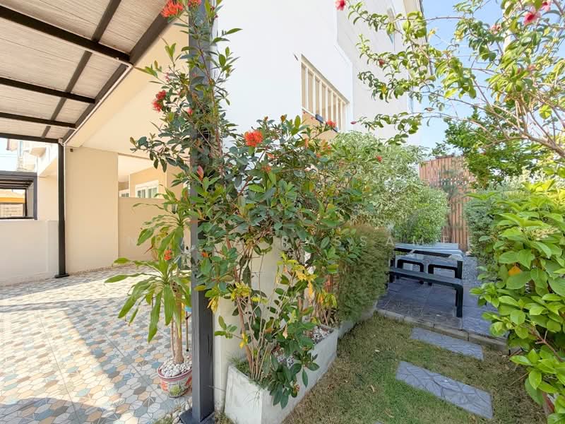 Baan D The Hamilton Kanjanaphisek-Bangyai, Nonthaburi, Sai Noi, Sai Noi, Nonthaburi, 4 Bedrooms, 140 sqm, Townhouse For Sale, by Punpapa Rassamee, 500206228 - DDproperty.com