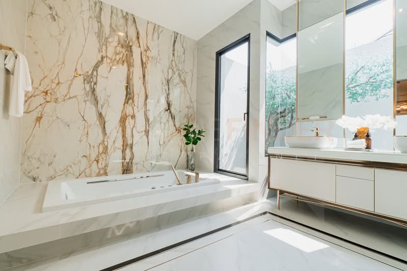 For Sale - Nantawan Pool Villa Rama 9 New Krungthepkretha, Bangkok