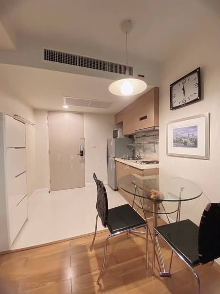 Focus on Saladaeng condominium, Bangkok, Yommarat Saladaeng, Silom, Bang Rak, Bangkok, 1 Bedroom, 33 sqm, Condo For Sale, by Teeranop Inchan, 500206266 - DDproperty.com
