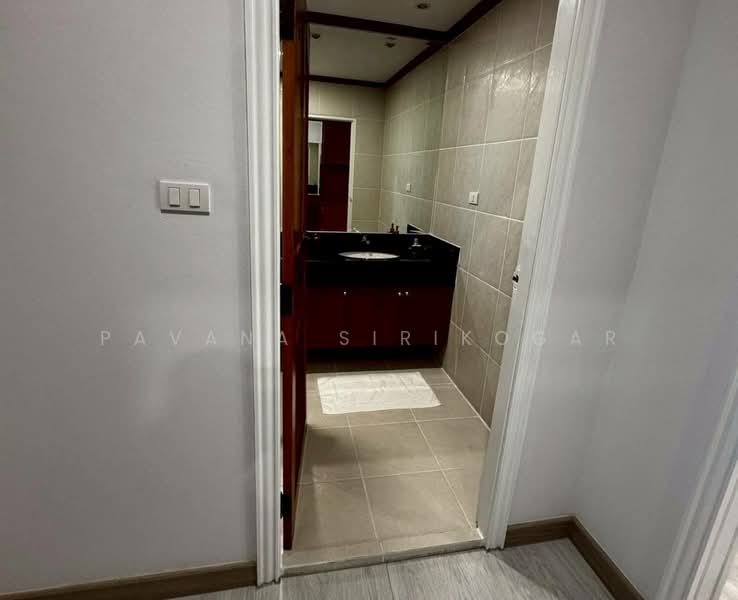 Chaidee Mansion, Bangkok, 75-7 Soi Sukhumvit 11, Khlongtoei Nua, Watthana, Bangkok, 3 Bedrooms, 300 sqm, Apartment For Rent, by Pavana Sirikogar, 500206274 - DDproperty.com