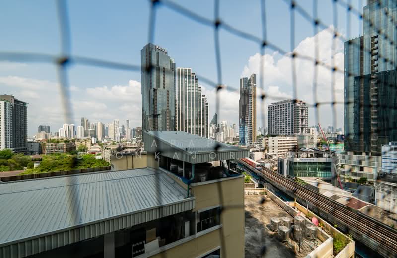 Siri At Sukhumvit, Bangkok, 902 Sukhumvit Road, Phra Kanong, Khlong Toei, Bangkok, 1 Bedroom, 50 sqm, Condo For Rent, by Prapaporn Boonkajonkul, 500206276 - DDproperty.com