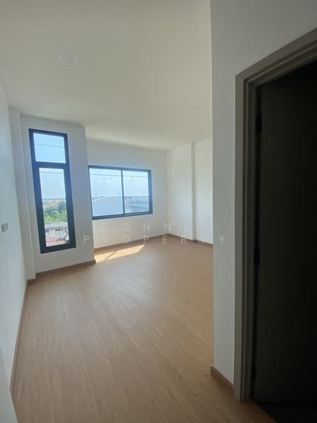 3.5-Storey Single Unit Building on Main Road, Ramintra 65, Near Pink Line MRT – Yield up to 9%, Bangkok, -, Tha Rang, Bang Khen, Bangkok, , 78 sqm, Shophouse For Sale, by Connex Property, 500206283 - DDproperty.com