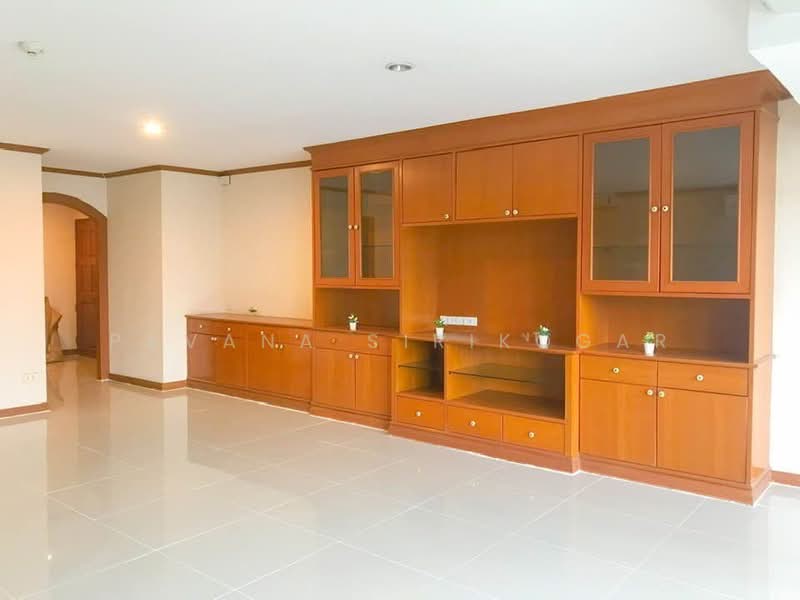 The Waterford Park, Bangkok, Soi Sukhumvit 53, Khlong Tan Nua, Watthana, Bangkok, 3 Bedrooms, 156 sqm, Condo For Rent, by Pavana Sirikogar, 500206299 - DDproperty.com