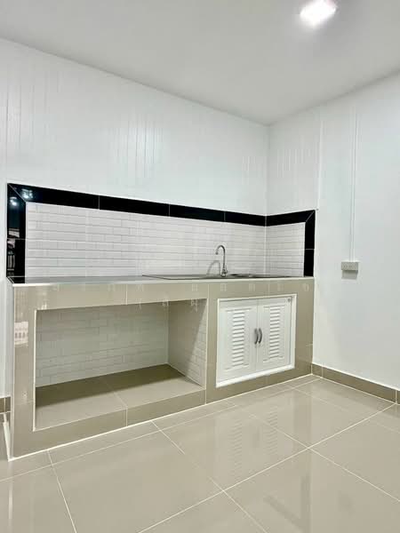 หมู่บ้านกิตติยารักษ์, Nonthaburi, Tha-Sai, Muang Nonthaburi, Nonthaburi, 4 Bedrooms, 76 sqm, Townhouse For Sale, by สรภพ ยอดไชย (สีฝุ่น), 500206302 - DDproperty.com