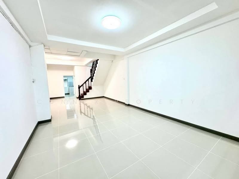 Lally Ville 2 Srinakarin - Teparak, Samut Prakan, เทพารักษ์, Phreak Sa Mai, Muang Samut Prakarn, Samut Prakan, 2 Bedrooms, 130 sqm, Townhouse For Sale, by Connex Property, 500206335 - DDproperty.com