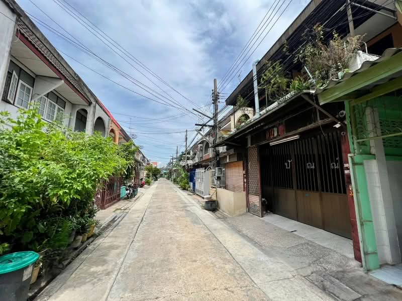 ขาย - อาคารพาณิชย์ 72 ตารางวา โฮมออฟฟิศพร้อมโกดัง จรัญสนิทวงศ์ 35, กรุงเทพ