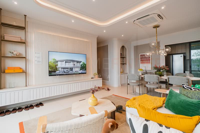 AVIAN Srinakarin-Krungthepkreetha, Bangkok, Srinagarindra - Rom Klao Rd, Saphan Sung, Saphan Sung, Bangkok, 4 Bedrooms, 229 sqm, Townhouse For Sale, by Kay Tippayanet, 500206380 - DDproperty.com