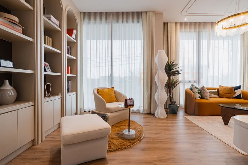 AVIAN Srinakarin-Krungthepkreetha, Bangkok, Srinagarindra - Rom Klao Rd, Saphan Sung, Saphan Sung, Bangkok, 4 Bedrooms, 229 sqm, Townhouse For Sale, by Kay Tippayanet, 500206380 - DDproperty.com