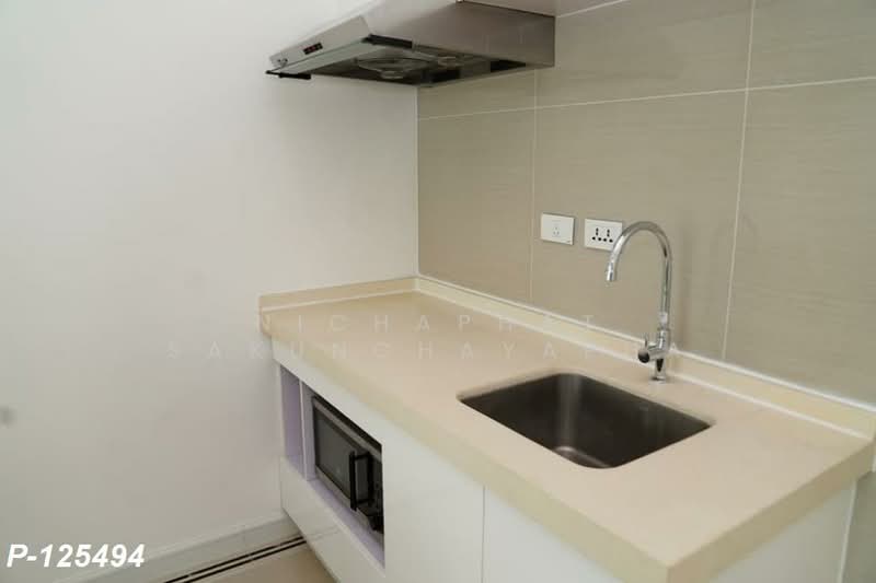 TC Green Rama 9, Bangkok, Rama 9 Road, Huai Khwang, Huai Khwang, Bangkok, 1 Bedroom, 40 sqm, Condo For Rent, by Nichaphat Sakunchayapha, 500206385 - DDproperty.com