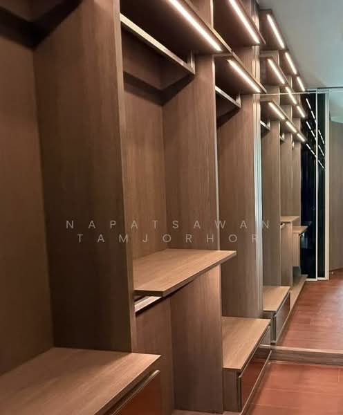 Q1 Sukhumvit, Bangkok, 1 Sukhumvit Road, Khlong Toei, Khlong Toei, Bangkok, 2 Bedrooms, 108 sqm, Condo For Rent, by Napatsawan Tamjorhor, 500206411 - DDproperty.com