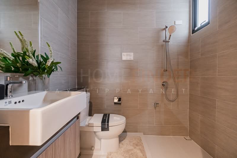 AVIAN Srinakarin-Krungthepkreetha, Bangkok, Srinagarindra - Rom Klao Rd, Saphan Sung, Saphan Sung, Bangkok, 4 Bedrooms, 262 sqm, Townhouse For Sale, by Kay Tippayanet, 500206419 - DDproperty.com