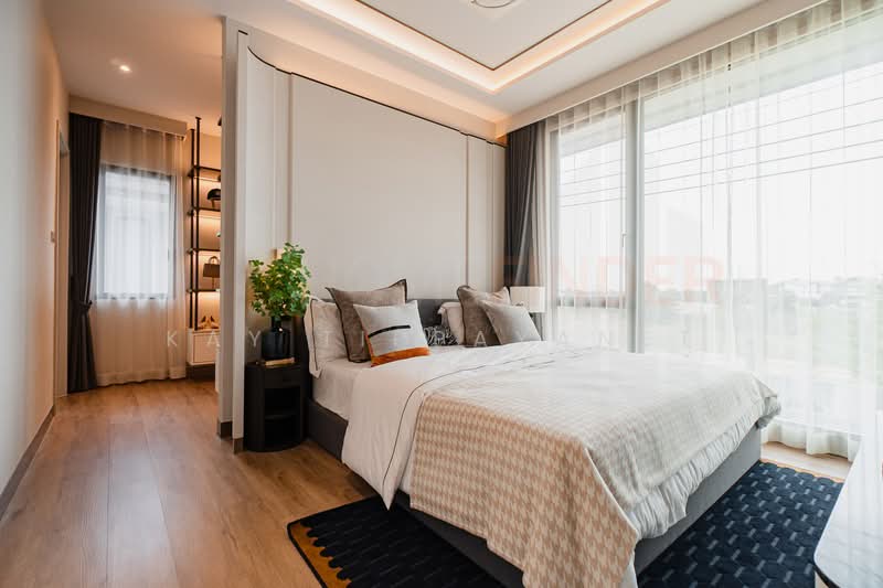 AVIAN Srinakarin-Krungthepkreetha, Bangkok, Srinagarindra - Rom Klao Rd, Saphan Sung, Saphan Sung, Bangkok, 4 Bedrooms, 262 sqm, Townhouse For Sale, by Kay Tippayanet, 500206419 - DDproperty.com