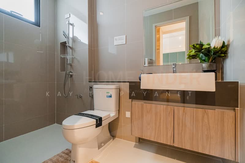 AVIAN Srinakarin-Krungthepkreetha, Bangkok, Srinagarindra - Rom Klao Rd, Saphan Sung, Saphan Sung, Bangkok, 4 Bedrooms, 262 sqm, Townhouse For Sale, by Kay Tippayanet, 500206419 - DDproperty.com