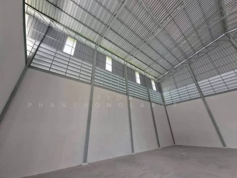 ให้เช่า - ให้เช่า โกดัง ลาดกระบัง 14/1 รับน้ำหนัก 3-5 ตัน ใกล้ สุวรรณภูมิ ใกล้มอเตอร์เวย์, กรุงเทพ