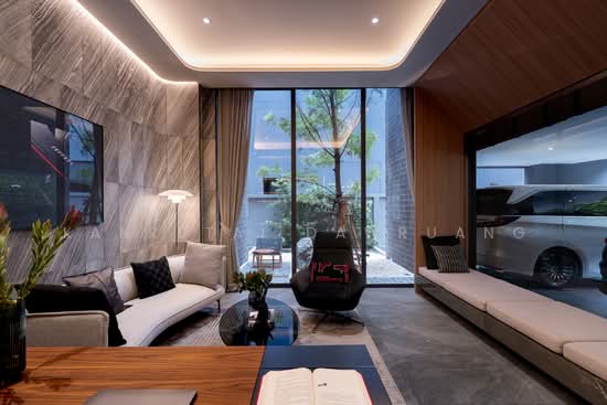 Motif Sukhumvit-Bangna : โมทีฟ สุขุมวิท-บางนา, กรุงเทพ