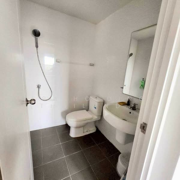 Baan Benyapha Pluakdaeng : บ้านเบญญาภา ปลวกแดง, ระยอง, 369 หมู่ 1 ถนนโรงน้ำตาลภาคตะวันออก-ปลวกแดง, ตาสิทธิ์, ปลวกแดง, ระยอง, 77 ตร.ม., ทาวน์เฮ้าส์ ขาย, โดย ERA Holding (Thailand) Co., Ltd., 500206463 - DDproperty.com