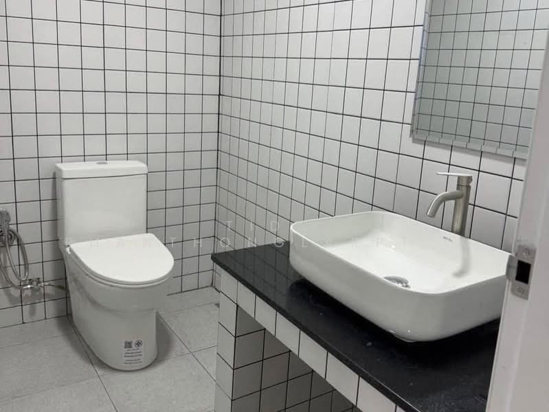 ให้เช่า โกดัง โรงงาน พร้อม สำนักงาน แหลมฉบัง ใกล้นิคมสหพัฒน์ ใกล้ ท่าเรือแหลมฉบัง, ชลบุรี, ทุ่งสุขลา, ศรีราชา, ชลบุรี, 600 ตร.ม., โกดัง-โรงงาน ให้เช่า, โดย Tida phanthonglarptawee, 500206559 - DDproperty.com