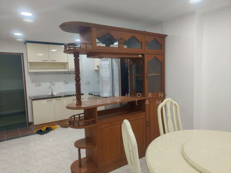 The Roof Garden Onnut, Bangkok, 697 Soi Sukhumvit 50, Phra Kanong, Khlong Toei, Bangkok, 2 Bedrooms, 70 sqm, Condo For Rent, by Juthabhorn Uppachit (Amy), 500206563 - DDproperty.com