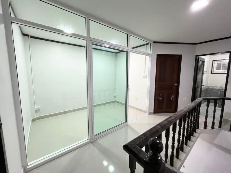 ทำเลซ.นวมินทร์ 66 ม.ธนะสิน ให้เช่าทาวน์โฮม 2 ชั้น บ้านสวย น่าอยู่ ทำเลดี เลี้ยงสัตว์ได้, กรุงเทพ, นวมินทร์, คลองกุ่ม, บึงกุ่ม, กรุงเทพ, 136 ตร.ม., ทาวน์เฮ้าส์ ให้เช่า, โดย บุษบา รัตนวงษ์ชัย, 500206564 - DDproperty.com
