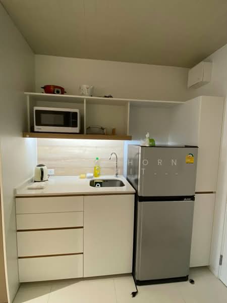 Triple Y Residence Samyan, Bangkok, Rama 4 Road, Wang Mai, Pathum Wan, Bangkok, 1 Bedroom, 34 sqm, Condo For Rent, by Juthabhorn Uppachit (Amy), 500206567 - DDproperty.com