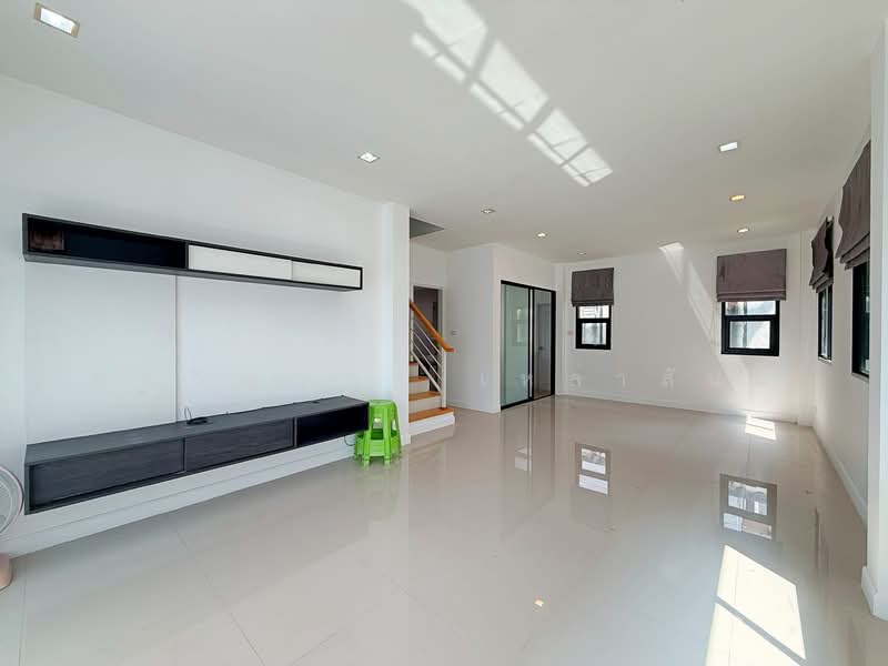 สถาพร รังสิต, ปทุมธานี, รังสิต, บึงยี่โถ, ธัญบุรี, ปทุมธานี, 158 ตร.ม., บ้านเดี่ยว ขาย, โดย คุณวิญญุดา เหล่าสันน์, 500206568 - DDproperty.com