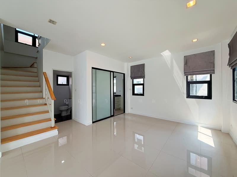 สถาพร รังสิต, Pathum Thani, รังสิต, Bang Yitho, Thanyaburi, Pathum Thani, 3 Bedrooms, 158 sqm, Single Detached House For Sale, by คุณวิญญุดา เหล่าสันน์, 500206568 - DDproperty.com