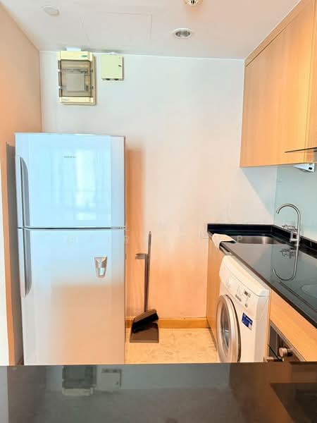 Sathorn Gardens, Bangkok, 39 South Sathorn Road, Thung Maha Mek, Sathon, Bangkok, 2 Bedrooms, 84 sqm, Condo For Rent, by LINE @firststep, 500206581 - DDproperty.com