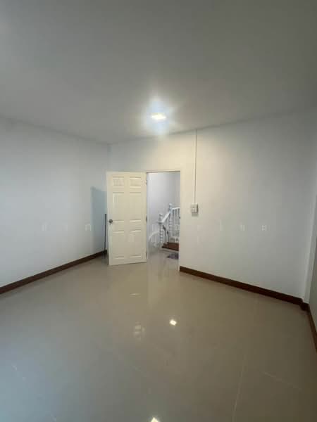 บัวทองธานี พาร์ค, นนทบุรี, บางบัวทอง, บางบัวทอง, นนทบุรี, 64 ตร.ม., ทาวน์เฮ้าส์ ขาย, โดย สรภพ ยอดไชย (สีฝุ่น), 500206592 - DDproperty.com