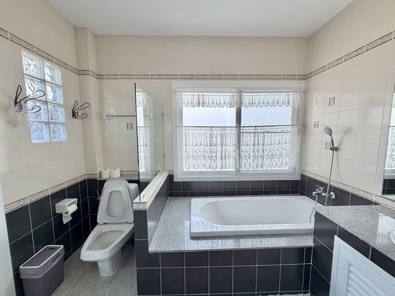 Casalunar Village, Chon Buri (Pattaya), Saen Suk, Muang Chon Buri, Chon Buri (Pattaya), 3 Bedrooms, 300 sqm, Single Detached House For Rent, by Paula ., 500206605 - DDproperty.com