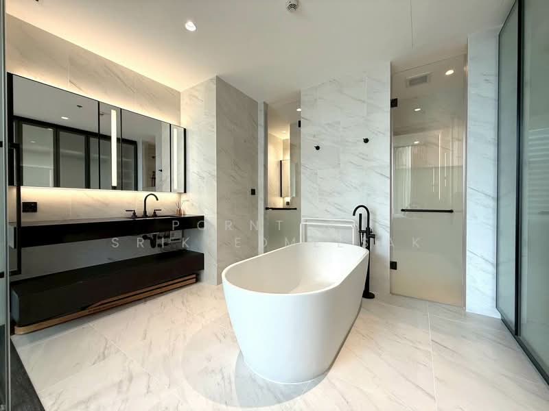 Tait Sathorn 12, Bangkok, Soi Sathorn 12, Sathorn Road, Silom, Bang Rak, Bangkok, 1 Bedroom, 68 sqm, Condo For Rent, by Porntiwa Srikoedmeesak, 500206619 - DDproperty.com