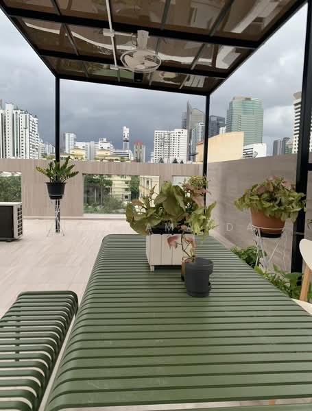 Quarter 39, Bangkok, 138  Soi Sukhumvit 39, Khlong Tan Nua, Watthana, Bangkok, 3 Bedrooms, 350 sqm, Townhouse For Sale, by Khun Amanda, 500206654 - DDproperty.com