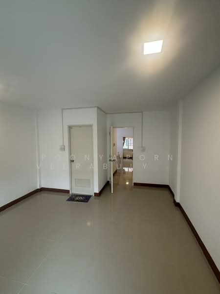 ทาวน์เฮ้าส์ : บัวทองธานีพาร์ค, Nonthaburi, กาญจนาภิเษก, Bang Bua Thong, Bang Bua Thong, Nonthaburi, 2 Bedrooms, 128 sqm, Townhouse For Sale, by Poonyaporn Veerabulyarit, 500206659 - DDproperty.com