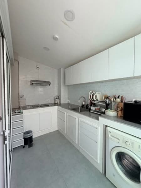 For Rent - Golden Town Sathorn, Bangkok