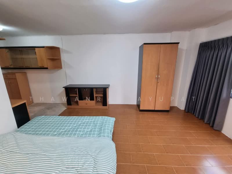 Family Park Condominium, Bangkok, 48 Soi Ladprao 48 separate 3 Ladprao Road, Samsen Nok, Huai Khwang, Bangkok, Studio, 29 sqm, Condo For Sale, by Thawanrat Ayupat, 500206670 - DDproperty.com