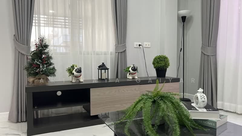 Baan Fah Piyarom Premier Park Phase 10, Pathum Thani, Bung Kham Proi, Lam Luk Ka, Pathum Thani, 3 Bedrooms, 180 sqm, Single Detached House For Sale, by Artitaya Gaiyar, 500206675 - DDproperty.com