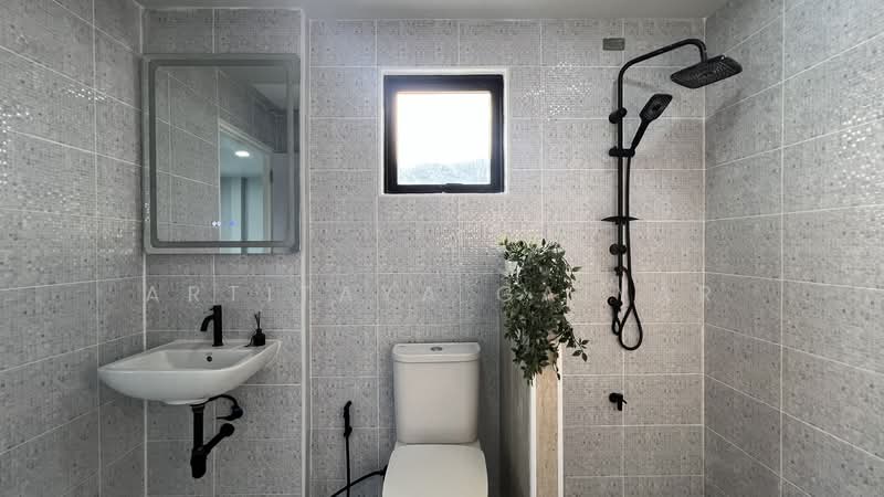 Baan Fah Piyarom Premier Park Phase 10, Pathum Thani, Bung Kham Proi, Lam Luk Ka, Pathum Thani, 3 Bedrooms, 180 sqm, Single Detached House For Sale, by Artitaya Gaiyar, 500206675 - DDproperty.com