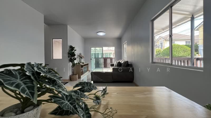 Pruksa Ville 46/1 Rangsit-Klong 3, Pathum Thani, Rangsit-Khlong 3 Road, Khlong Sam, Khlong Luang, Pathum Thani, 3 Bedrooms, 120 sqm, Townhouse For Sale, by Artitaya Gaiyar, 500206676 - DDproperty.com