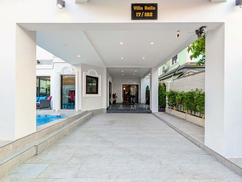 Villa Bella, Chon Buri (Pattaya), Bang Lamung, Bang Lamung (Pattaya), Chon Buri (Pattaya), 5 Bedrooms, 236 sqm, Villa For Sale, by Regina Nuengjamnong, 500206702 - DDproperty.com